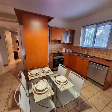Dilion Guest Apartment Dhílesi Extérieur photo